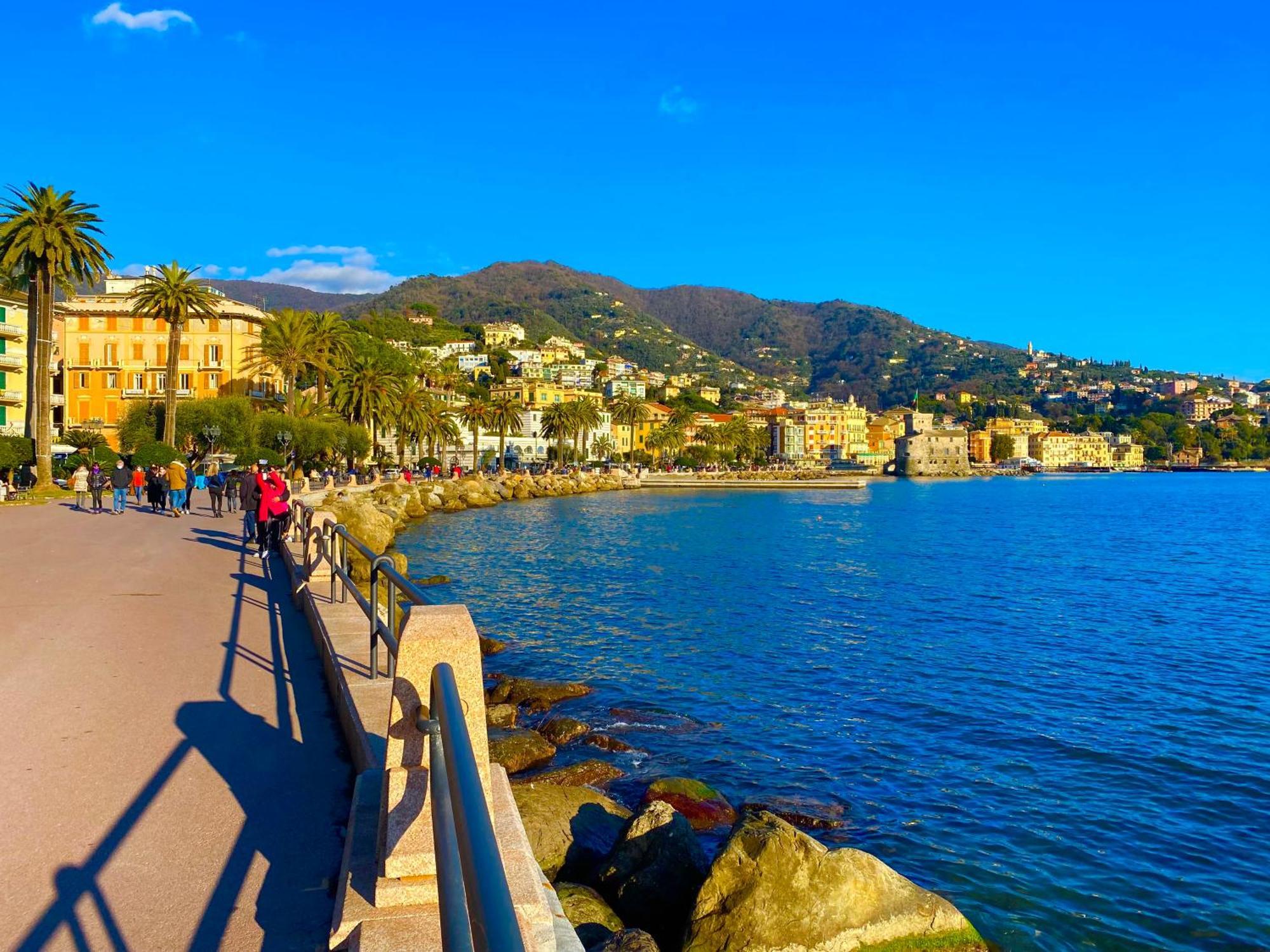 Casa Genovese, Splendido Appartamento In Centro A Rapallo Bagian luar foto